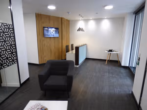 1 Person Private Office