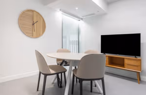 1 Person Private Office