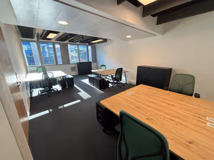 4 Person Private Office