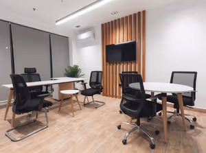 5 Person Private Office