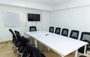 5 Person Coworking Desk