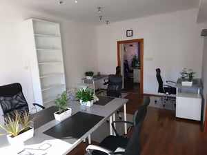 5 Person Coworking Desk