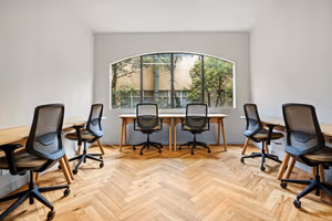 15 Person Private Office