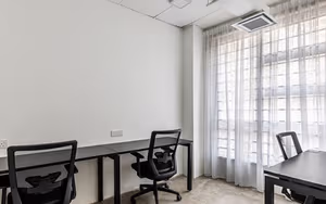 4 Person Private Office