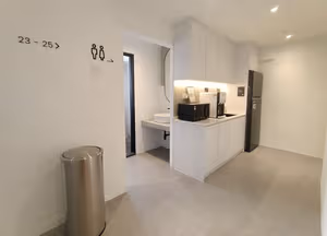 3 Person Private Office