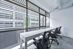 1 Person Private Office