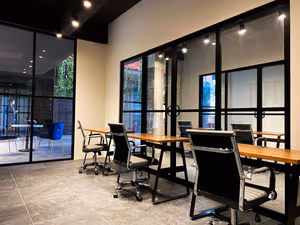 4 Person Private Office