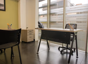 5 Person Private Office