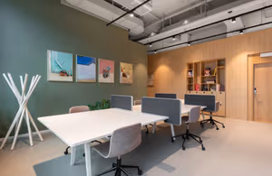 1 Person Private Office