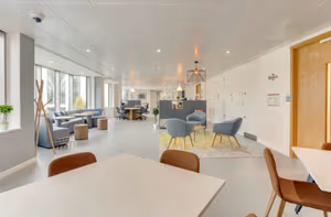 40 Person Private Office