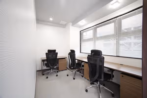 3 Person Private Office