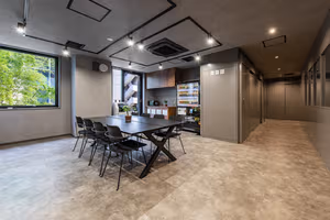 13 Person Private Office