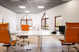 8 Person Private Office