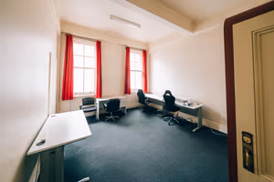 7 Person Private Office