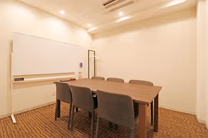 5 Person Private Office