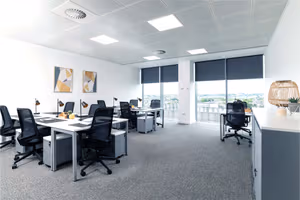 10 Person Private Office
