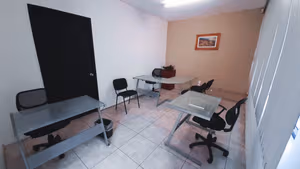 8 Person Coworking Desk