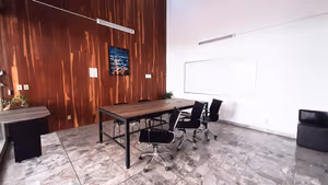 4 Person Coworking Desk