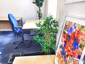 3 Person Private Office
