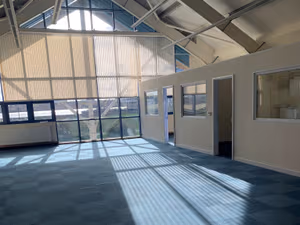 30 Person Managed Space