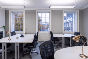 10 Person Private Office