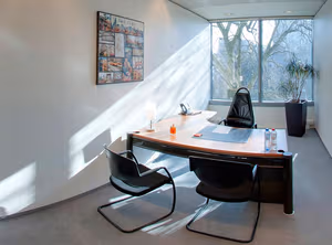 4 Person Coworking Desk