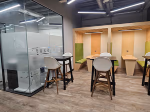 4 Person Private Office