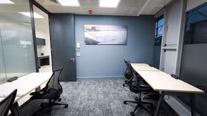 4 Person Private Office