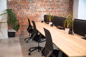 4 Person Coworking Desk