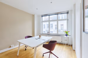 4 Person Private Office