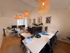 12 Person Private Office
