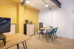 5 Person Private Office