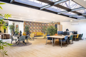 1 Person Coworking Desk