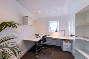 1 Person Private Office