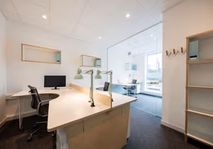 4 Person Private Office