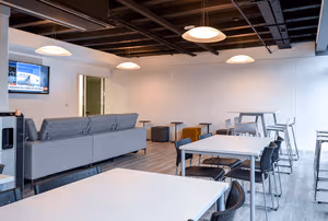 7 Person Private Office