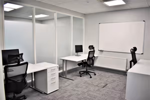 4 Person Private Office