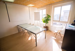 1 Person Coworking Desk