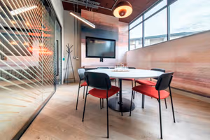 10 Person Private Office