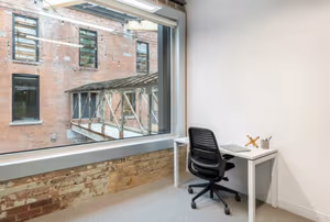 5 Person Private Office