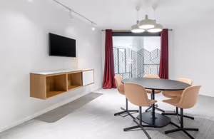 7 Person Private Office