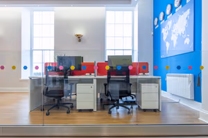 4 Person Coworking Desk