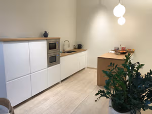 4 Person Coworking Desk