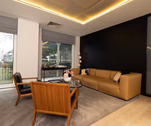 9 Person Private Office