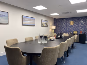 28 Person Private Office