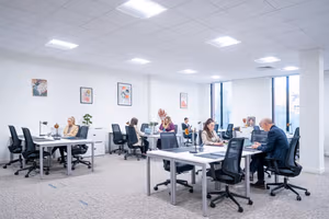 28 Person Private Office