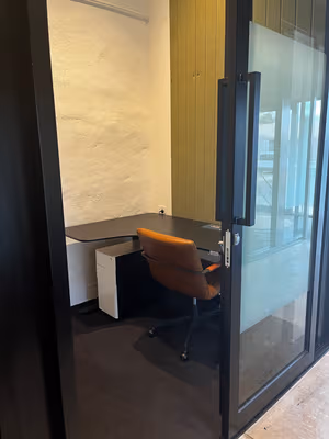 3 Person Coworking Desk