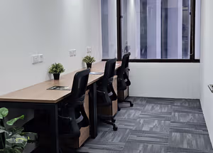 10 Person Private Office