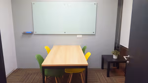 4 Person Private Office