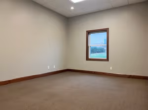 34 Person Private Office